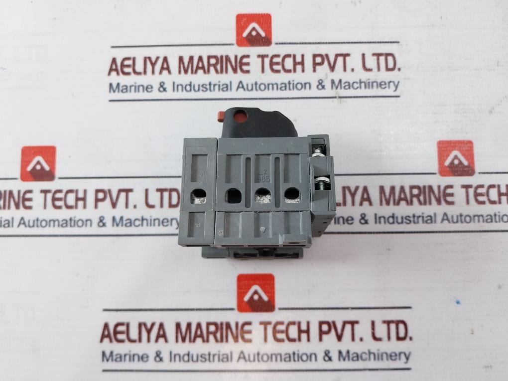 Abb Ot25F3 Disconnector Switch 690V