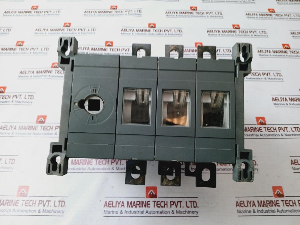 ABB OT400E03C/ OH-J Circuit Breaker with Handle 400A 50/60Hz