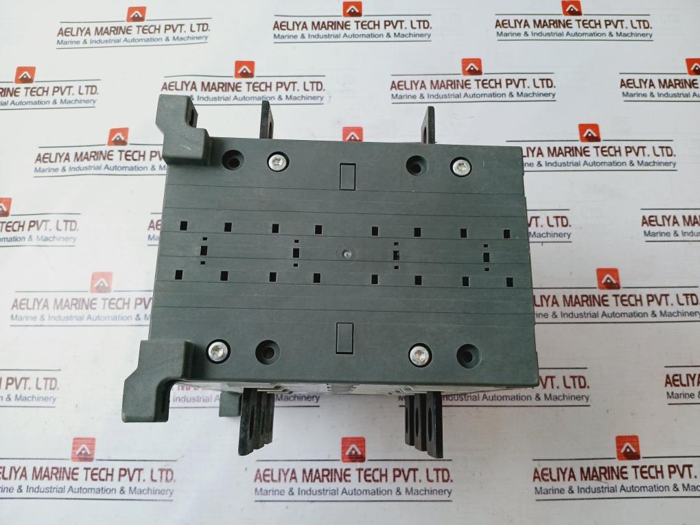 ABB OT400E03C/ OH-J Circuit Breaker with Handle 400A 50/60Hz