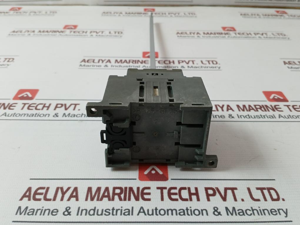 Abb Ot80F3 Switch-disconnector 50-60Hz 600Vac 80A Awg 60-75C A000264