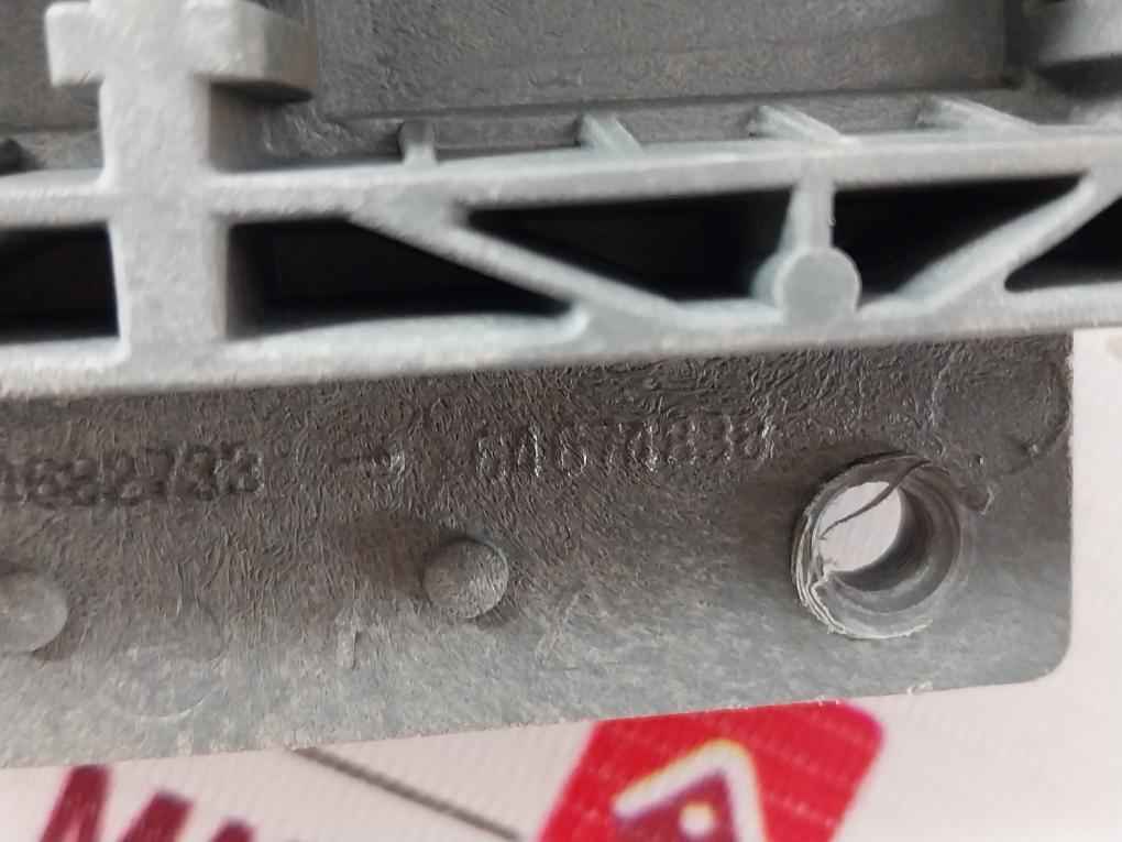 Abb Pa66+25%Gf Insulating Support Device Board