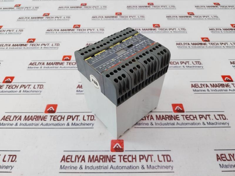 Abb Pluto B46 V2 2Tla020070R1700 Programmable Safety Controller 24 Vdc