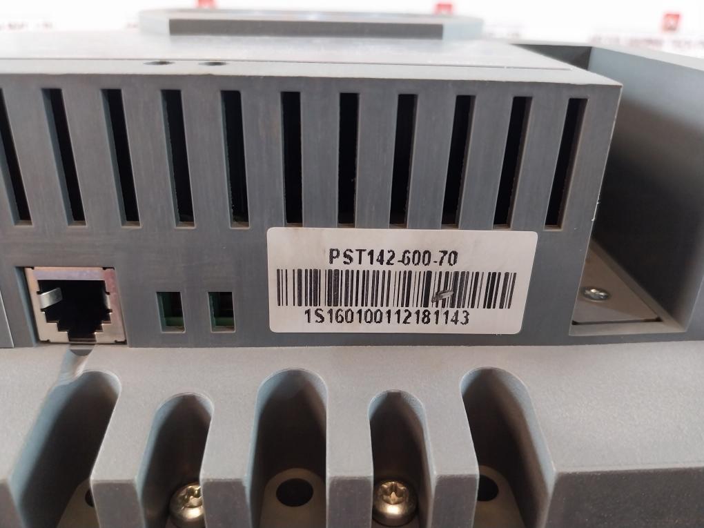 Abb Pst142-600-70 Soft Starter 1Sfa894010R7000 100-250Vac 50/60Hz 45-142A