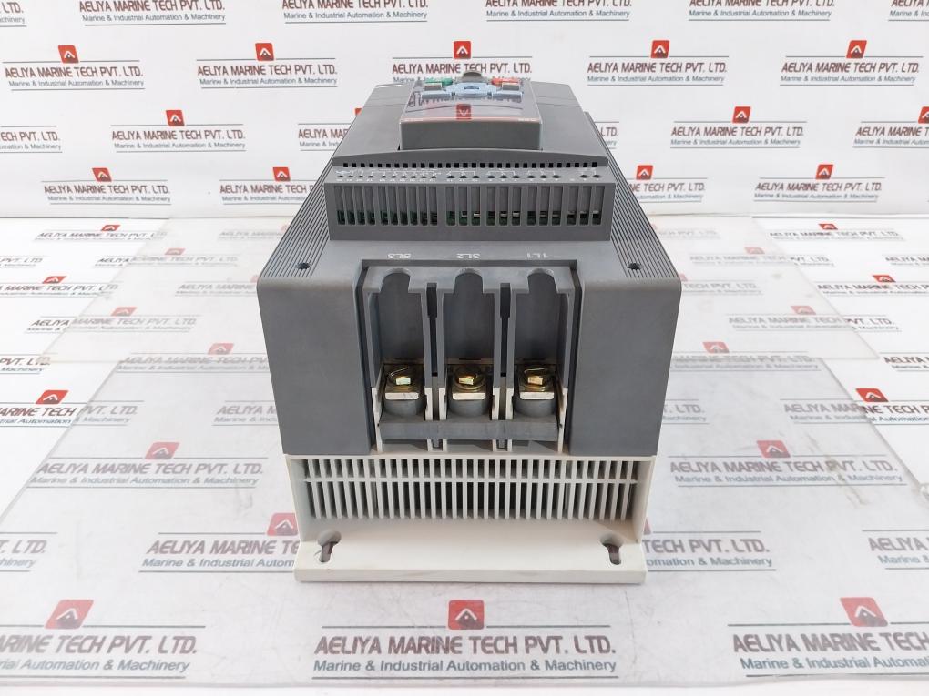 Abb Pstx170-600-70/1Sfa898111R7000/1Sfb573002D1000 Soft Starter