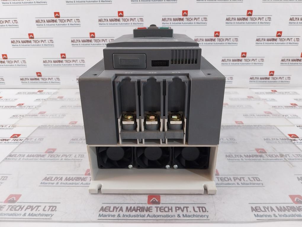 Abb Pstx170-600-70/1Sfa898111R7000/1Sfb573002D1000 Soft Starter