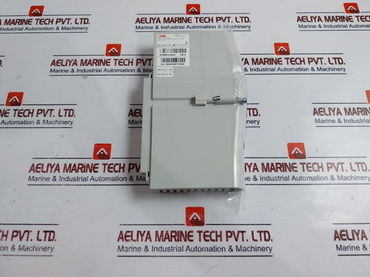 ABB RAO02 16 Channel Redundant Analog Output Module 2VAA008428R1