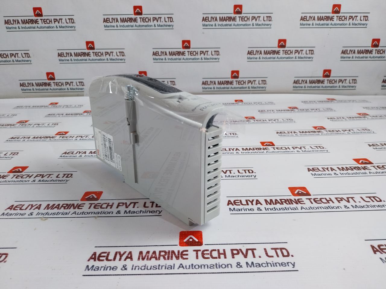 ABB RAO02 16 Channel Redundant Analog Output Module 2VAA008428R1