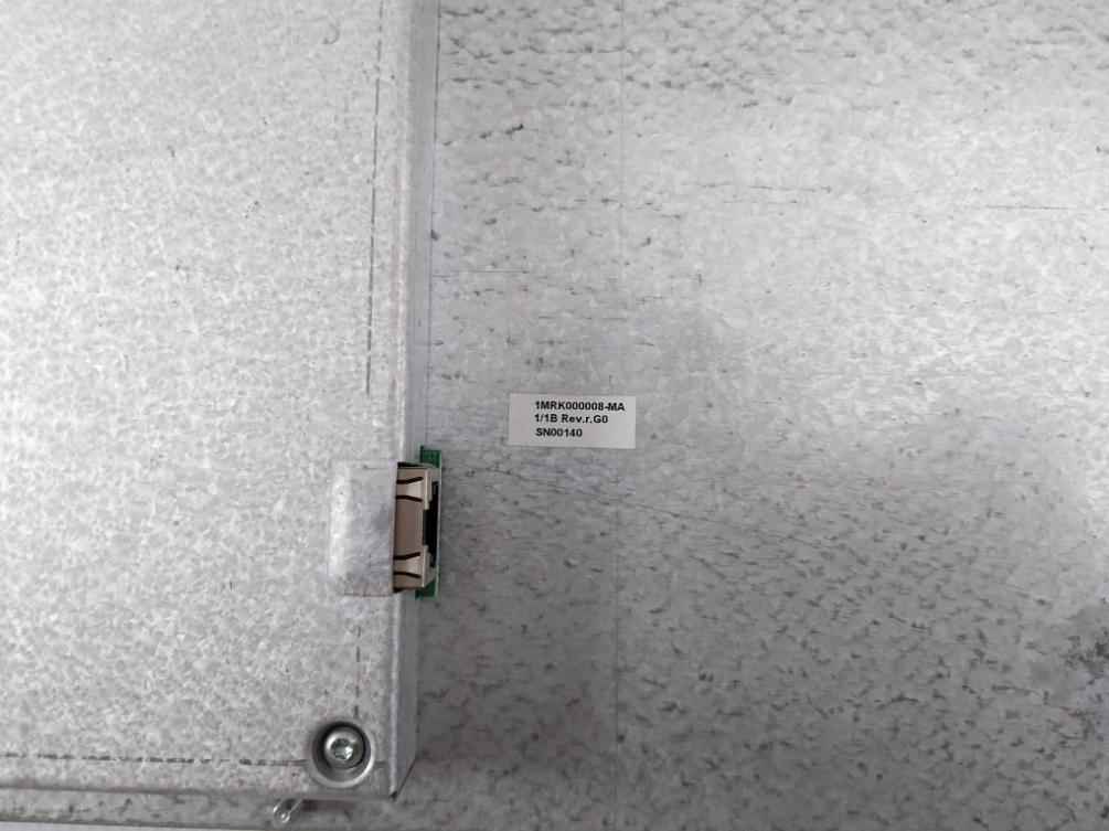 Abb Rec670 Bay Control Unit 1/1B Rev.R.G0 1Mrk002814-aa (Front Panel Only)