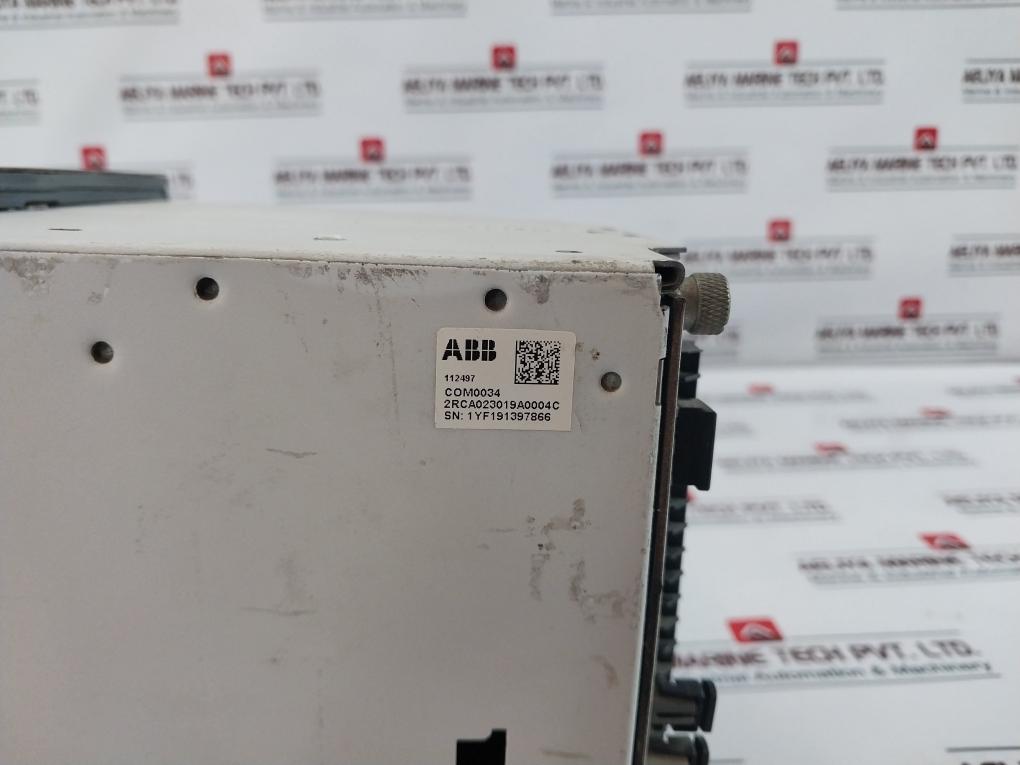 ABB REF615 Feeder Protection And Control Relay REF615E_D 48-250 VDC/100-240 VAC