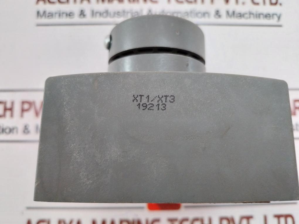 Abb Sace 1Sda082810R1 Rotary Handle Operating Mechanism For Circuit Breaker 250M