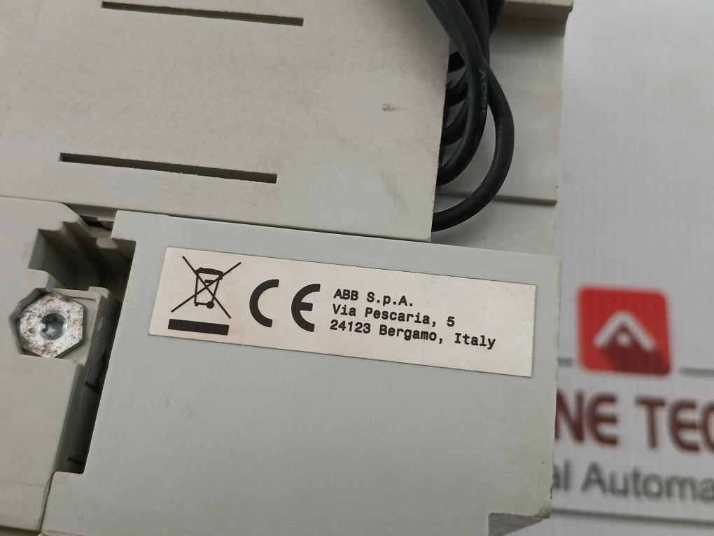 Abb 3-pole Circuit Breaker 1000V/50-60Hz Part No Sace Tmax T4V 250