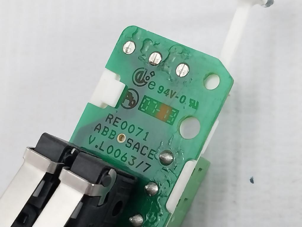 Abb Sace Auxiliary Contact Accessory Kit 1Sda051369R1