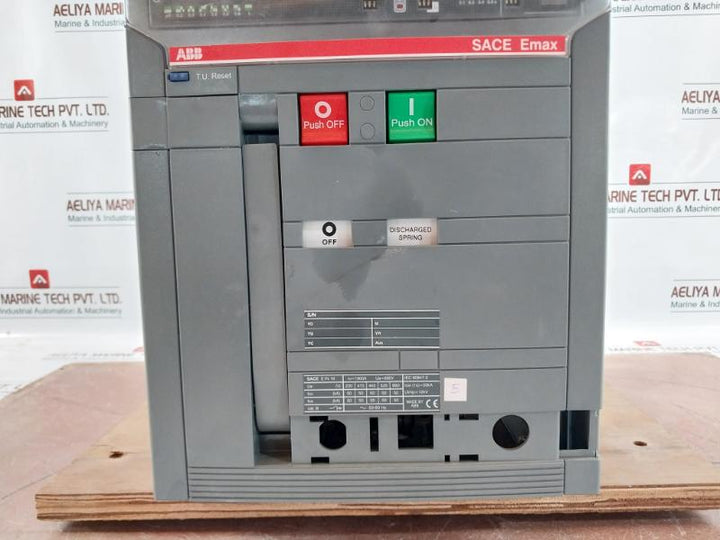Abb Sace E1n 16 Emax Circuit Breaker 690v 50ka 12kv 3a 400vac