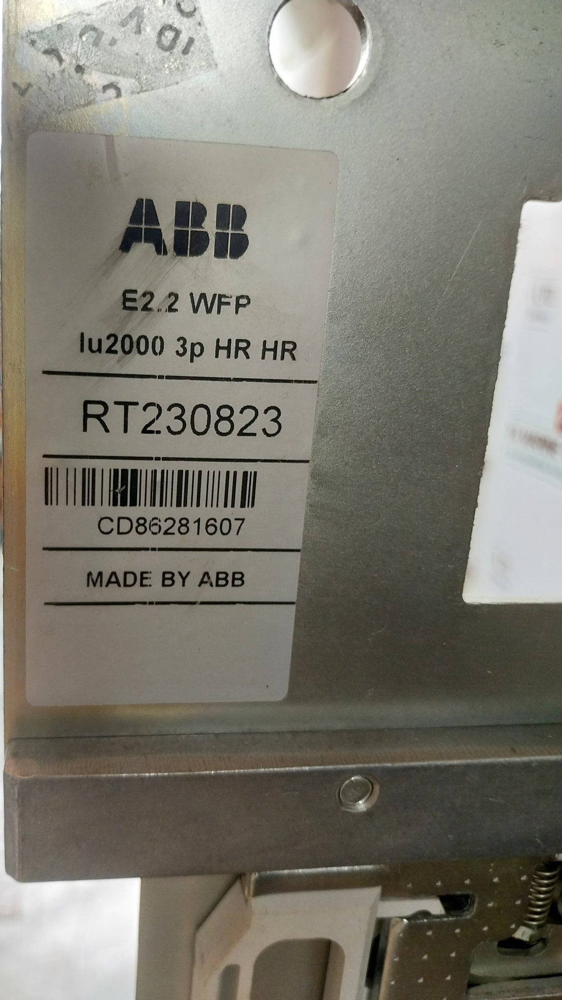 Abb Sace E2.2N Fixed Part Of Withdrawable Circuit Breaker Set Iec 60947-2 24Vdc