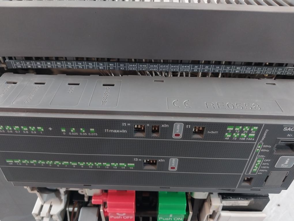 Abb Sace E2N 20 Emax Circuit Breaker 400 Vac Iec 60947-2 110-120V 50/60Hz