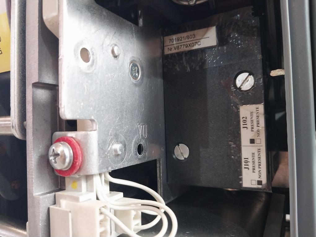 Abb Sace E2N 20 Emax Circuit Breaker Iec 60947-2 110-120V 50/60Hz Cat B