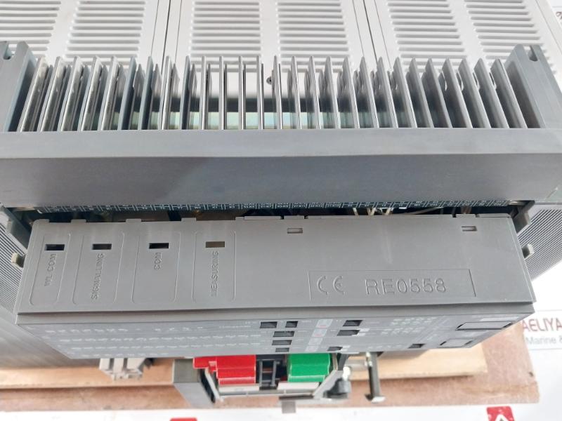 Abb Sace E3N 25 Acb Air Circuit Breaker 2500A 690V 3A 400Vac 50-60Hz