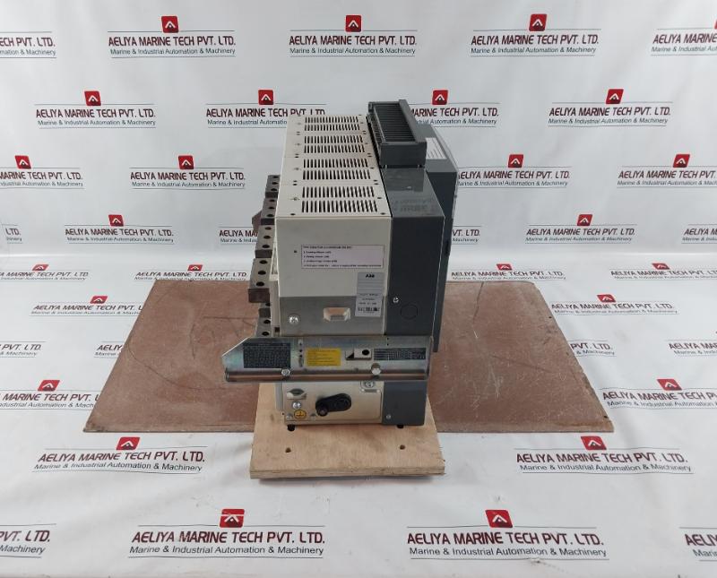 Abb Sace E3N 25 Acb Air Circuit Breaker 2500A 690V 3A 400Vac 50-60Hz