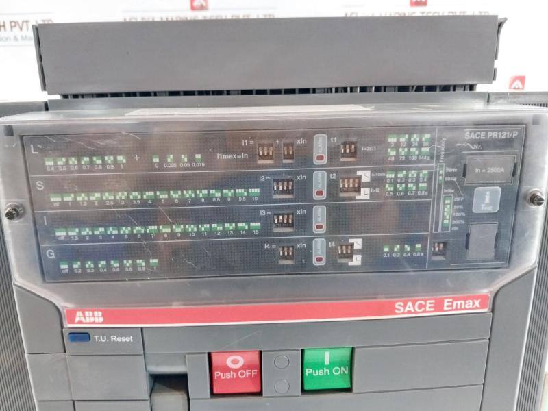 Abb Sace E3N 25 Acb Air Circuit Breaker 2500A 690V 3A 400Vac 50-60Hz