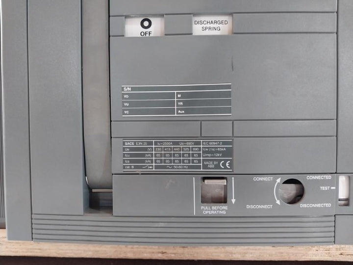 Abb Sace E3N 25 Acb Air Circuit Breaker 2500A 690V 3A 400Vac 50-60Hz