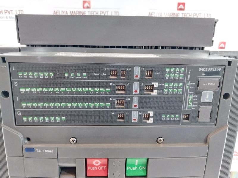 Abb Sace E3N 25 Acb Air Circuit Breaker 2500A 690V 3A 400Vac 50-60Hz