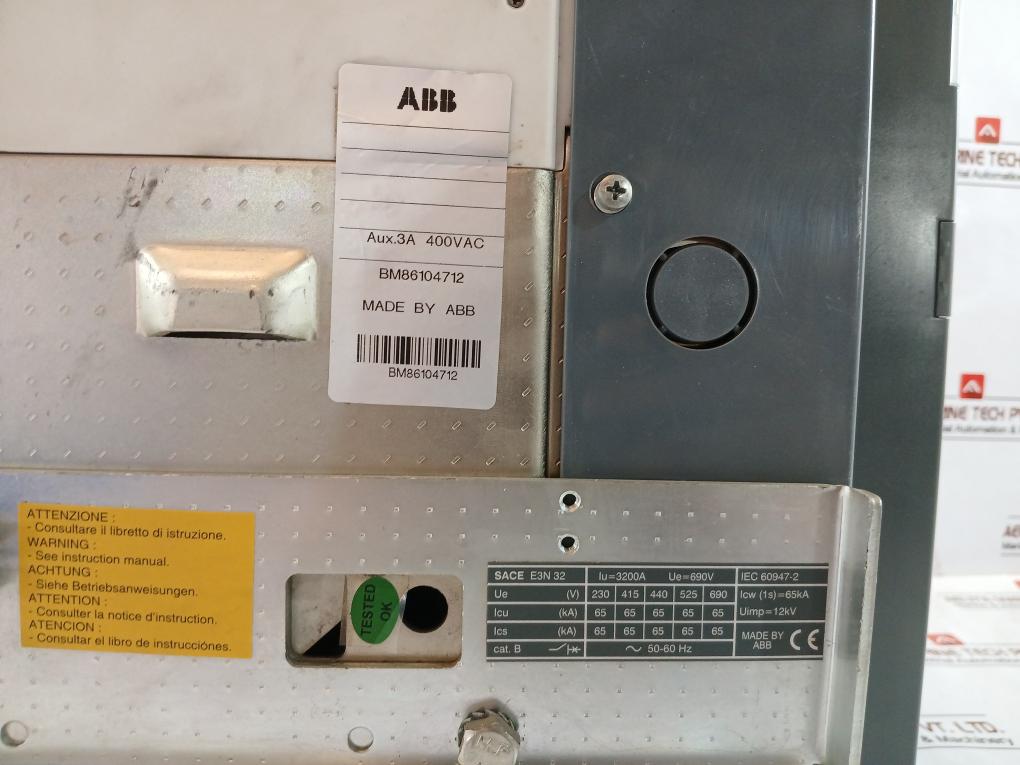 Abb Sace E3N 32 Air Circuit-breaker 50-60Hz 3A 400Vac V9S35Q01D Re0562