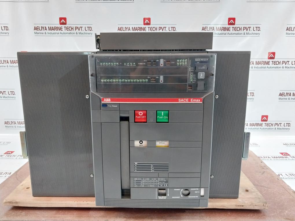 Abb Sace E4S 40 4000A Air Circuit Breaker Ld165018/802 50-60Hz Cb36102442 400Vac