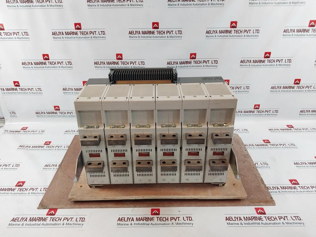 Abb Sace E4S 40 4000A Air Circuit Breaker Ld165018/802 50-60Hz Cb36102442 400Vac