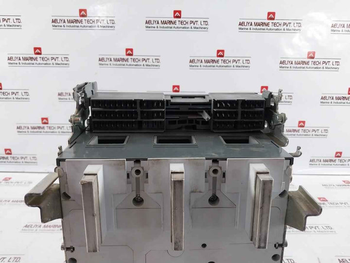 Abb Sace Emax 2 Low Voltage Circuit Breaker 220–250V Ac/Dc 800A ~50-60Hz