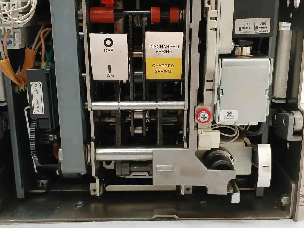 Abb Sace Emax E1 Low Voltage Air Circuit-breaker 1000A 12Kv Yu-1Sda038312R1