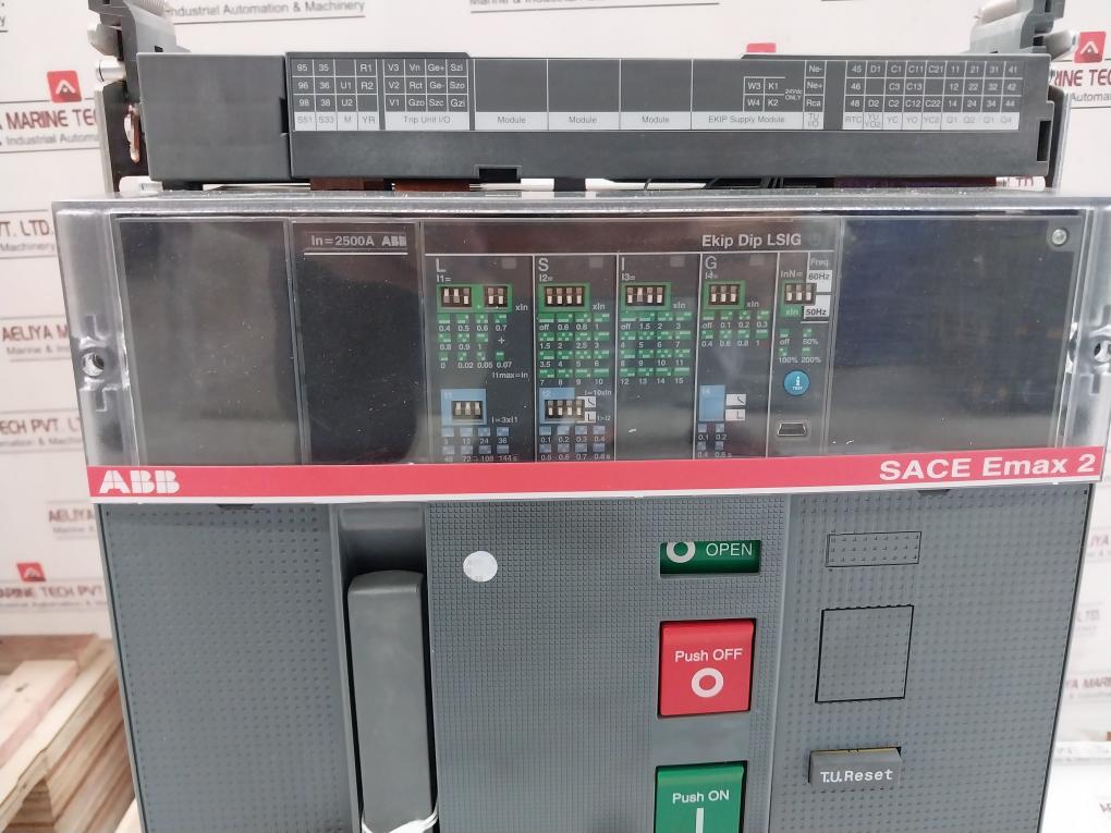 Abb Sace Emax E2.2N 2500A Low Voltage Air Circuit-breaker Set 1Sda073909R1
