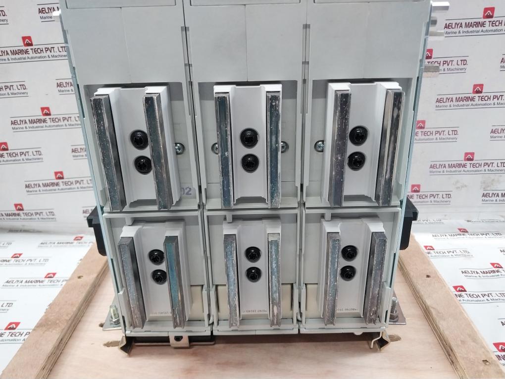 Abb Sace Emax E2.2N 2500A Low Voltage Air Circuit-breaker Set 1Sda073909R1