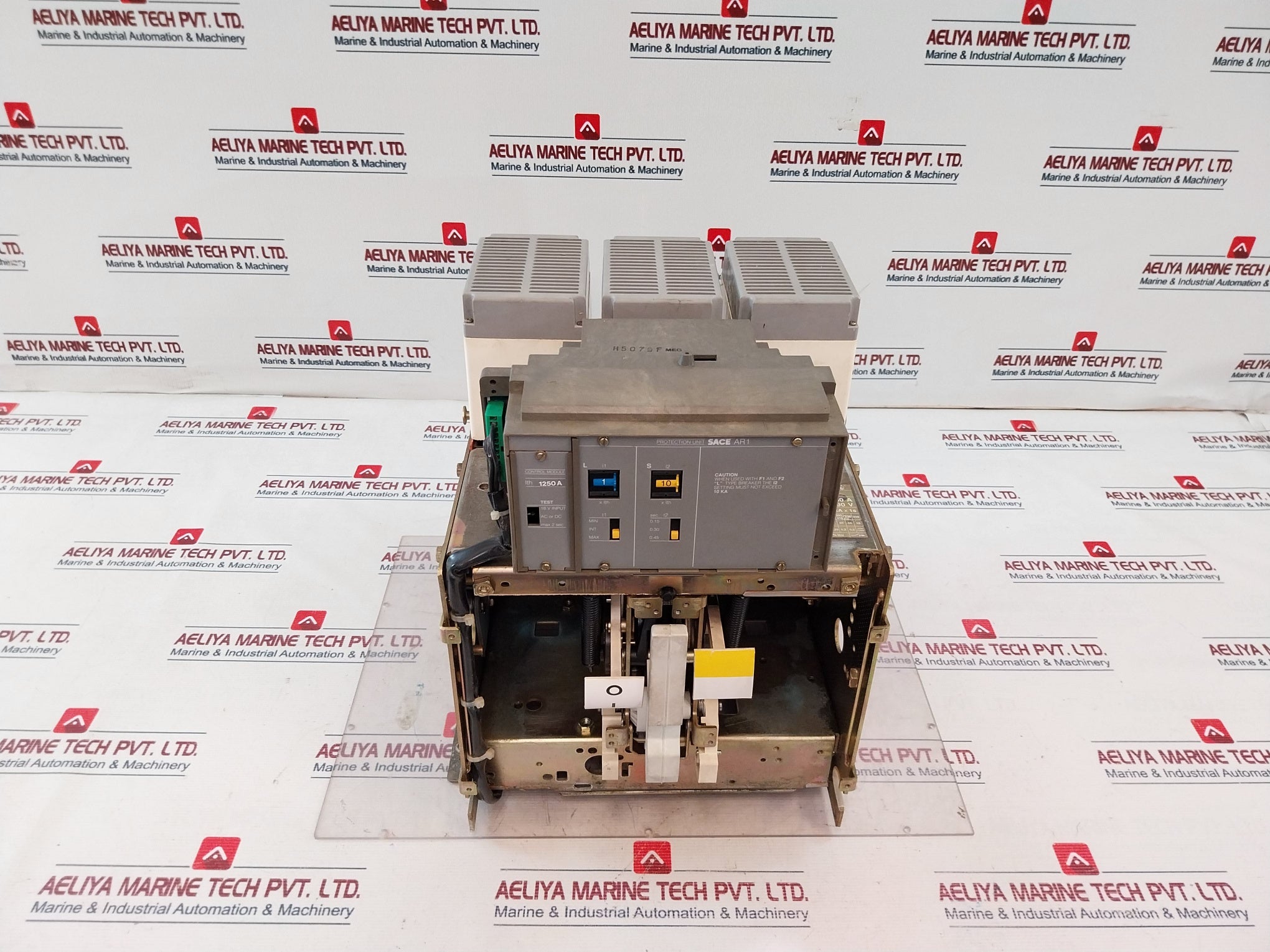 Abb Sace F1 Air Circuit Breaker 1250A 690V 50Hz 60Hz