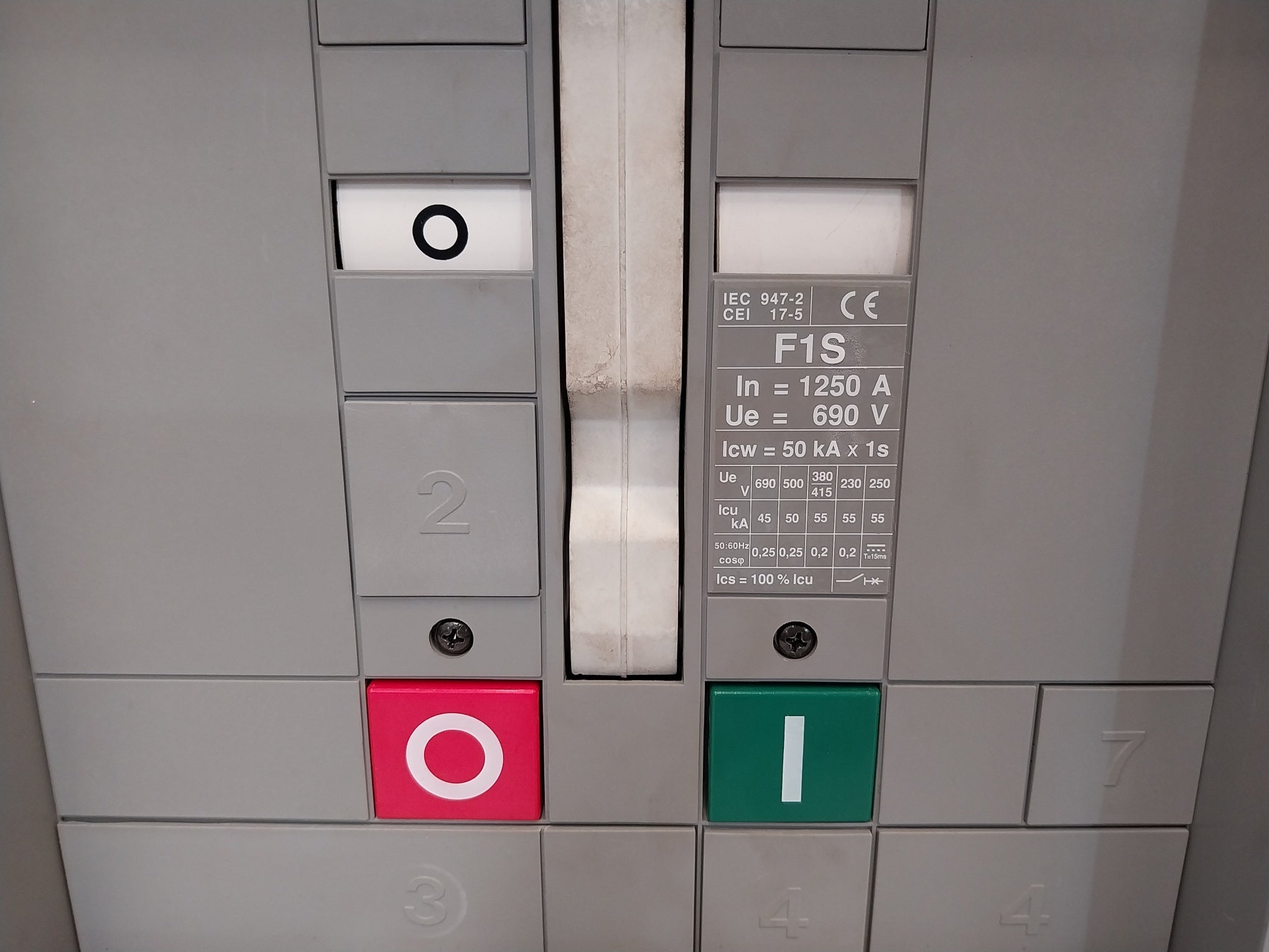 Abb Sace F1 Air Circuit Breaker 1250A 690V 50Hz 60Hz