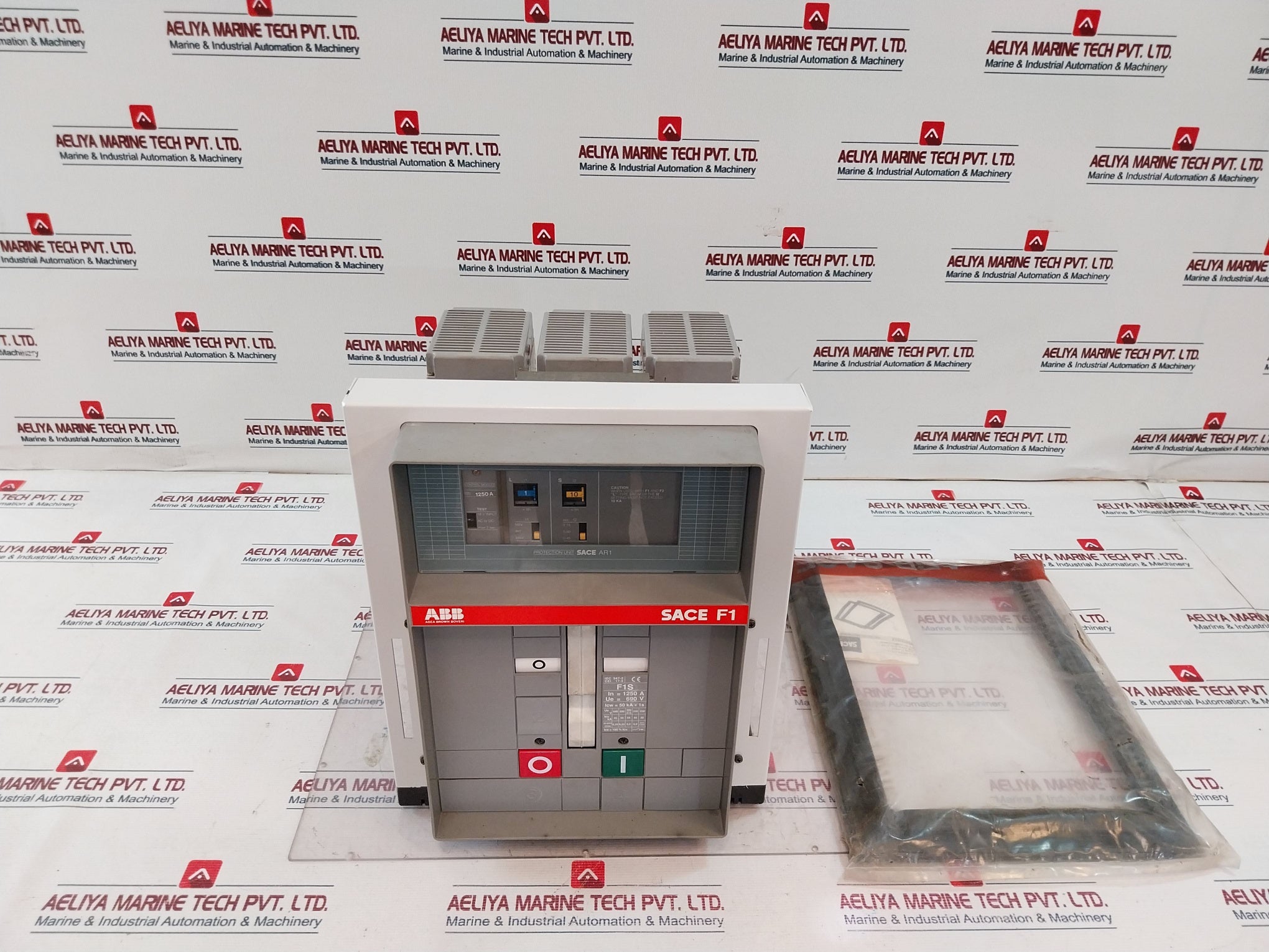 Abb Sace F1 Air Circuit Breaker 1250A 690V 50Hz 60Hz