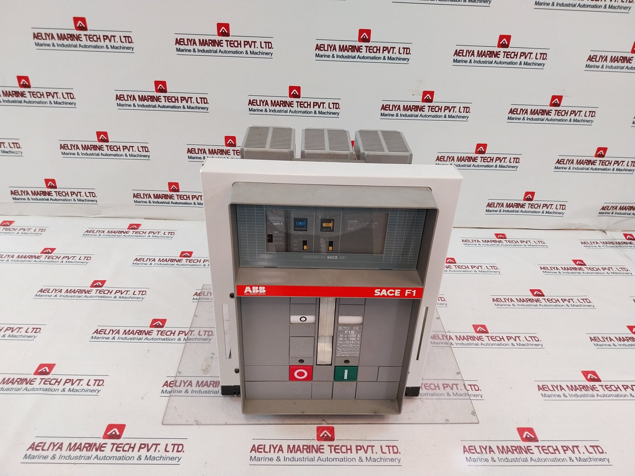 Abb Sace F1 Air Circuit Breaker 1250A 690V 50Hz 60Hz