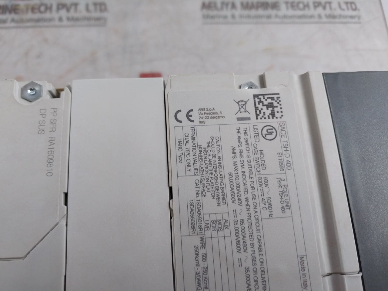 Abb T5H-d 400 3 Pole Unit Circuit Breaker Sace 600V-50/60Hz 1Sda55018R1 275Lb-in