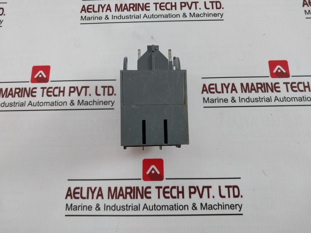Abb Tf42-4.2 Thermal Overload Relay Awg 18-12 9-13 Lb-in 600V 690V 3.1-4.2A