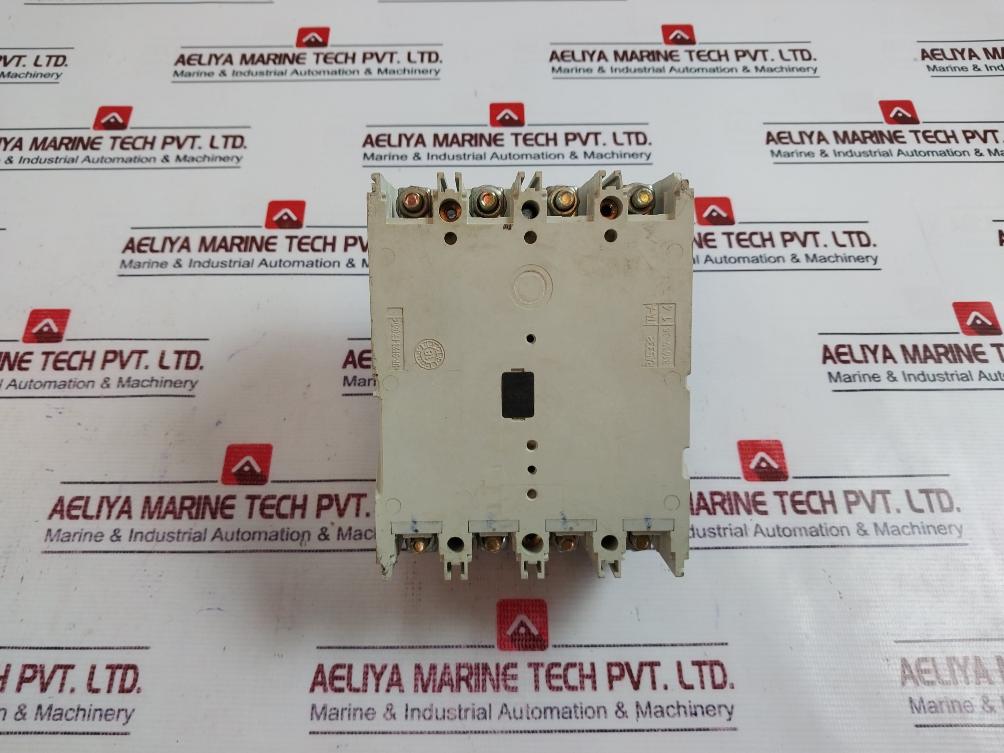 Abb Tmax Xt1b 160 Tmd 16-450 3p F F 3-pole Fixed Circuit Breaker