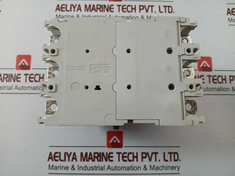 Molded Case Circuit Breaker (Mccb) Tmax Xt2L 160 Abb