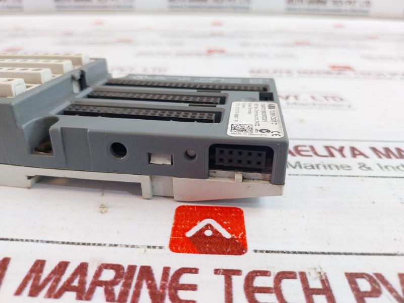 Abb Tu551-cs31 C1 Interface Screw Terminal Unit 1Sap210600R0001