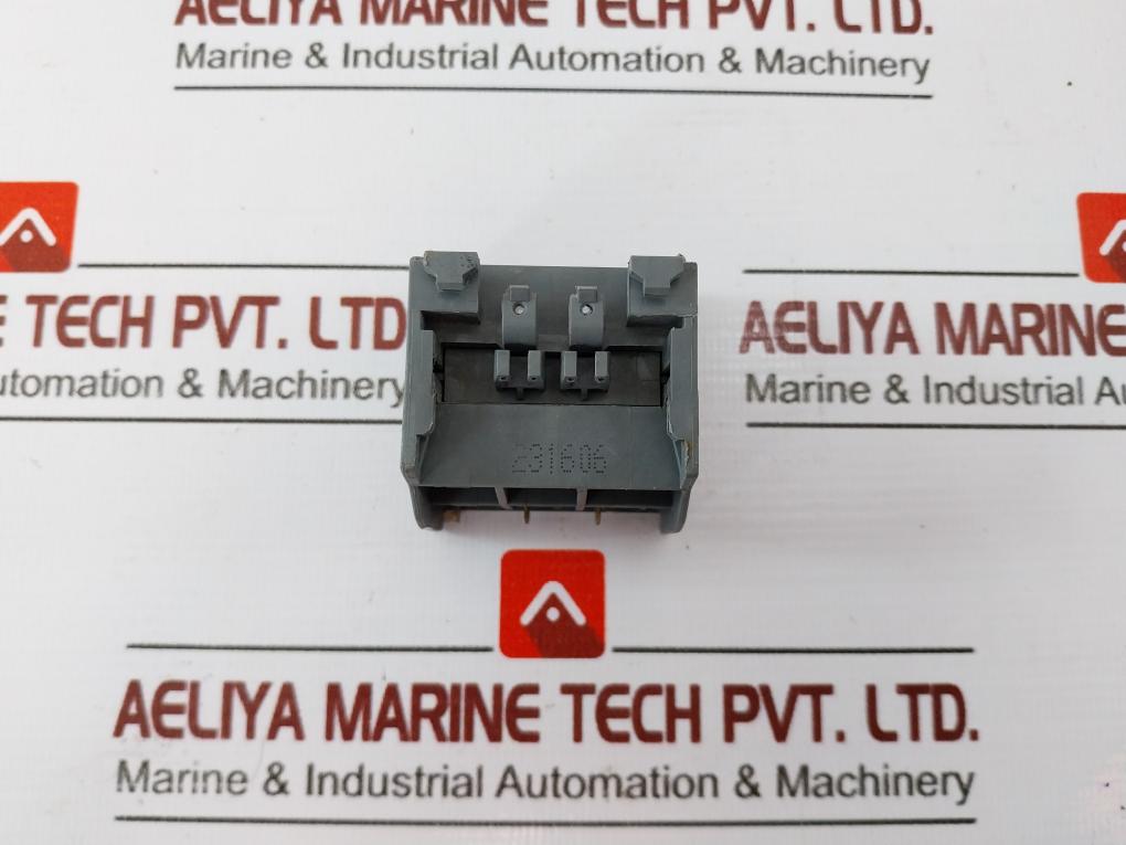 ABB UA63-30-00RA Contactor Auxiliary Contact Block