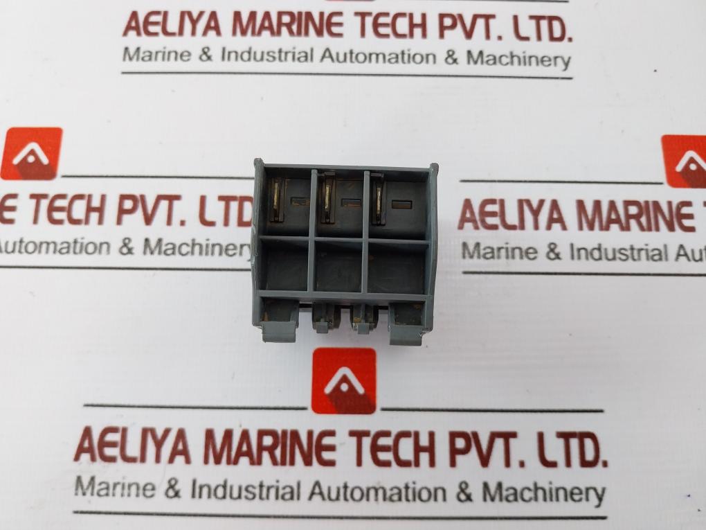 ABB UA63-30-00RA Contactor Auxiliary Contact Block