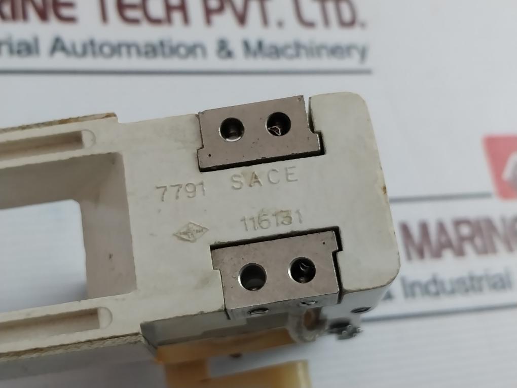 Abb Uxab129308970 Circuit-breakers Kit