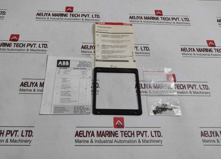 Abb Uxab 169224002 Flange F/ The Door F/ 3-pole C. Breaker Lna32/100