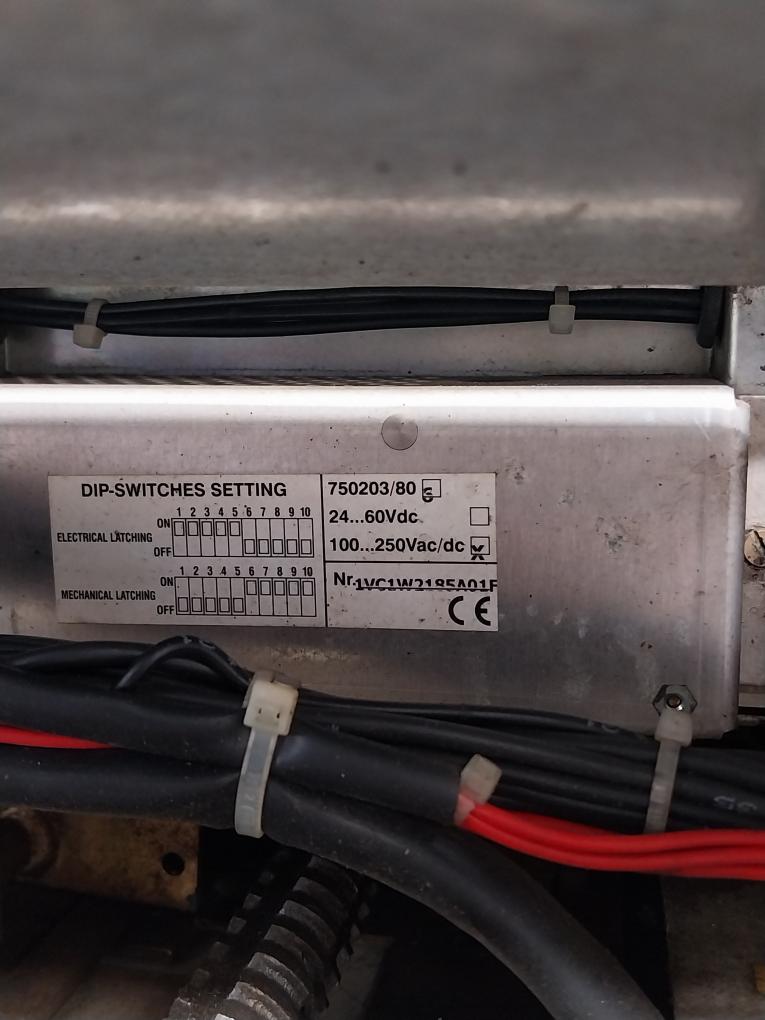 Abb V7/P Vacuum Contactor 1Vc1Ag00019718 7.2 Kv 100A 50Ka 50/60 Hz