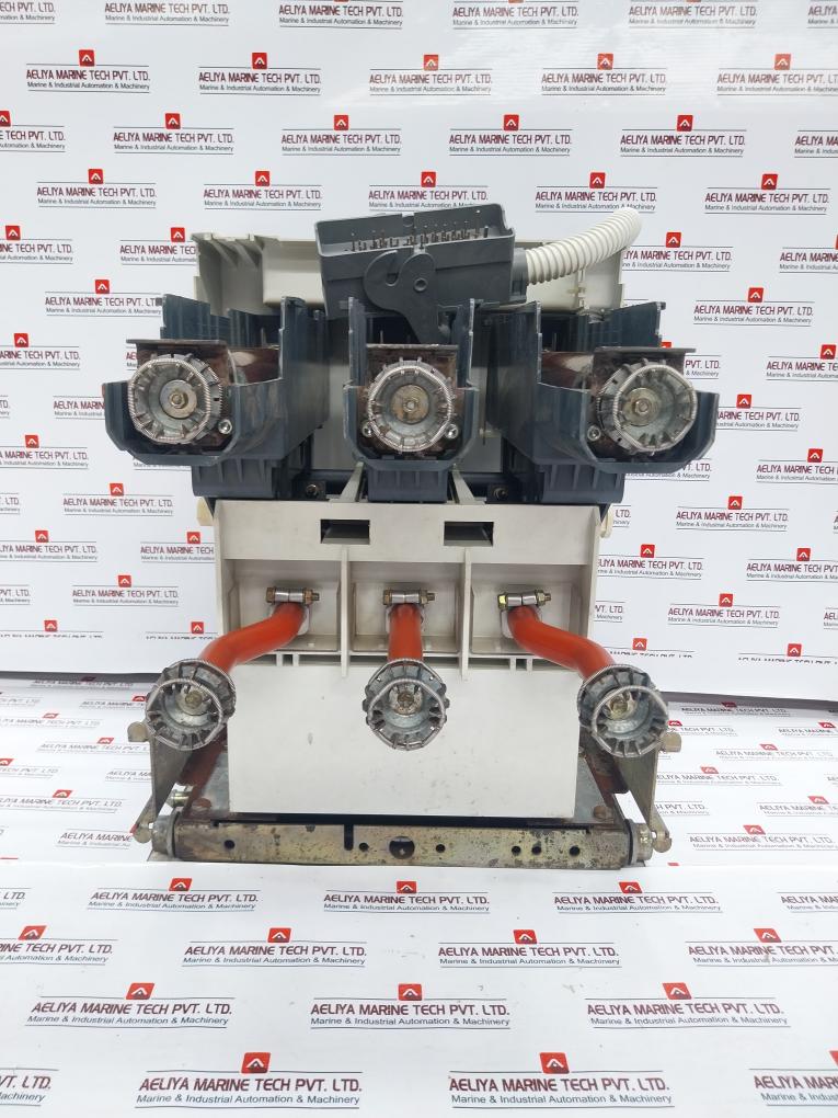 Abb V7/P Vacuum Contactor 1Vc1Ag00019718 7.2 Kv 100A 50Ka 50/60 Hz