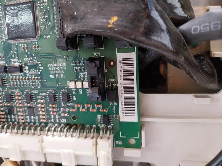Abb Vfd Frequency Drive Acs800-04-0320-5+C189+E208+E210+J400+K454+L509+N651+P901