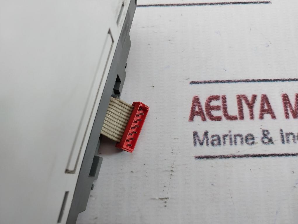 Abb Xc08L1-d4.0 Extension Module 1Sbp260102R1001 8 Input 0-24V Dc 5Ma