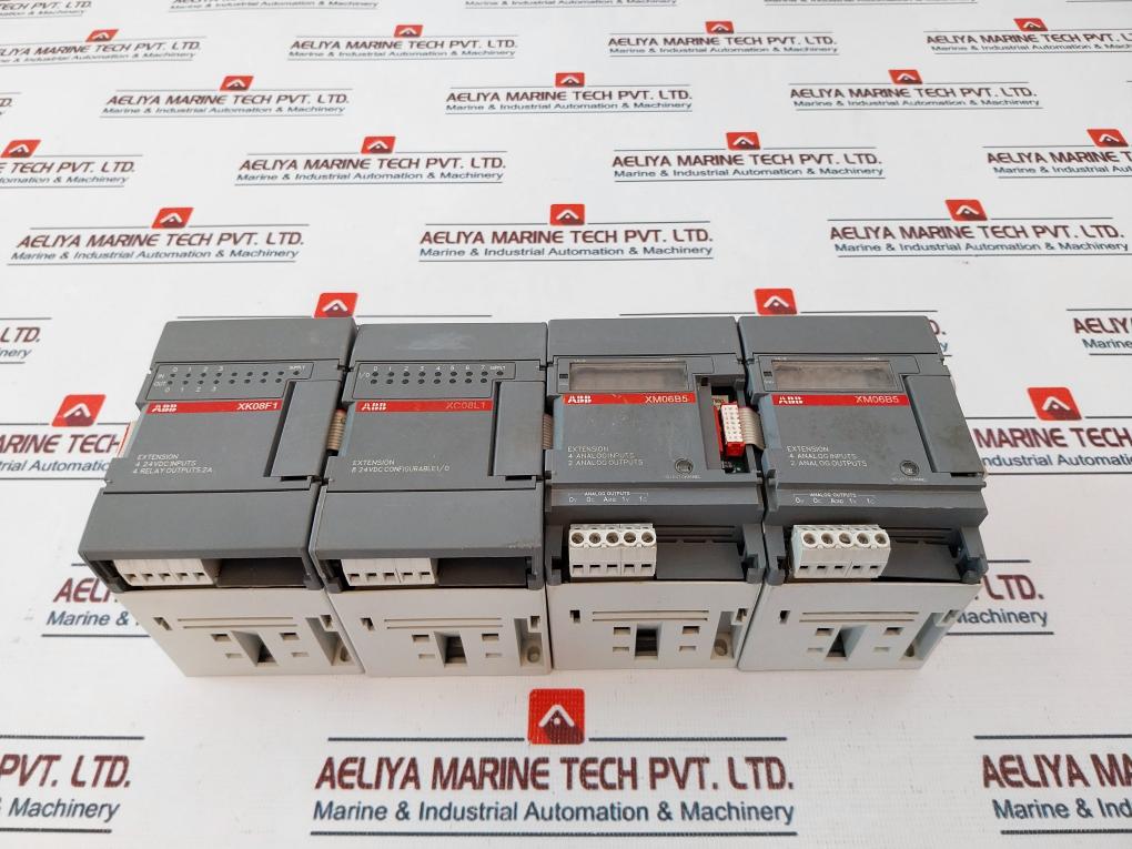 ABB XM06B5-K12.0,XK08F1-A3.0,XC08L1-D4.0, 4 Analog Output Module